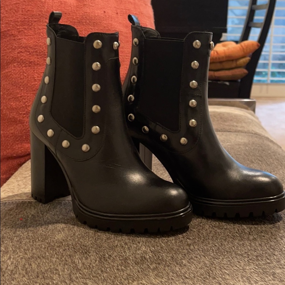 Barney’s New York heels